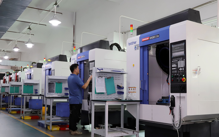 CNC精密零件加工车间 CNC精密零件加工车间